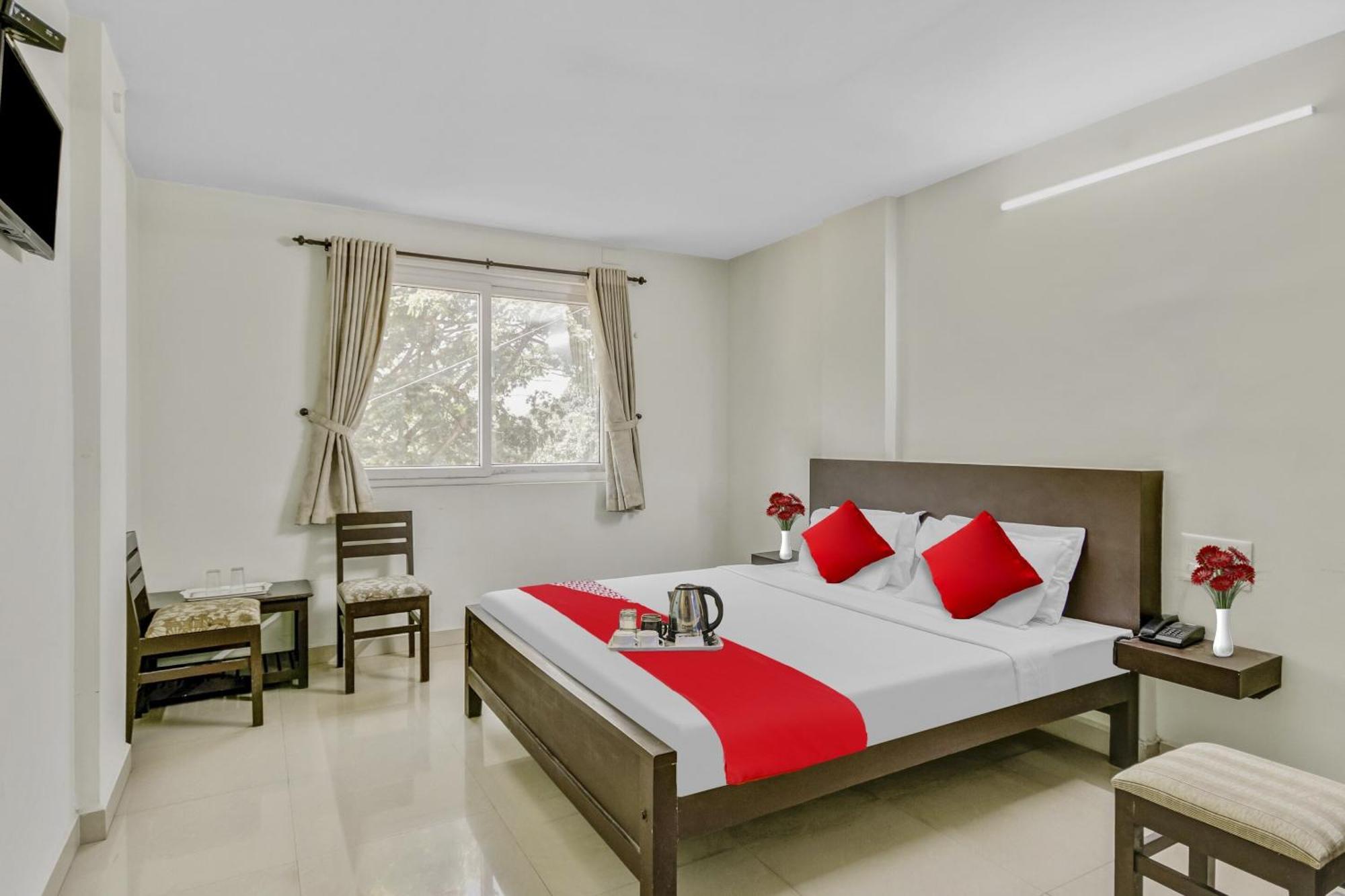 Hotel O Kalapurackal Residency Теккаді Екстер'єр фото