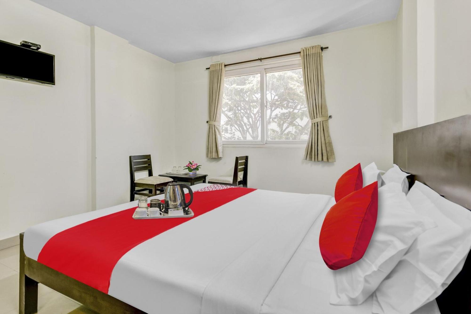 Hotel O Kalapurackal Residency Теккаді Екстер'єр фото